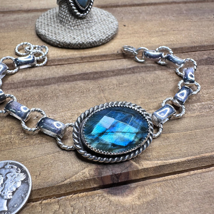 Labradorite bracelet