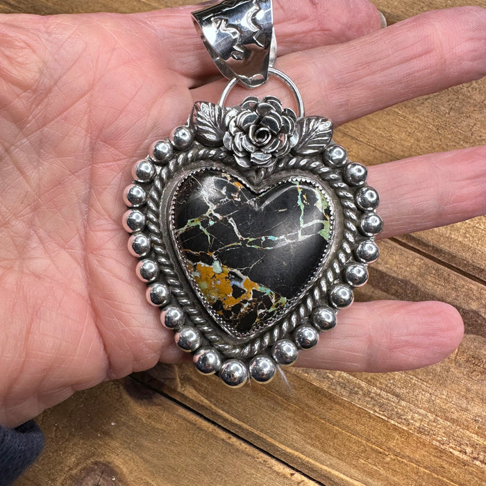 Blackjack turquoise heart pendant without chain