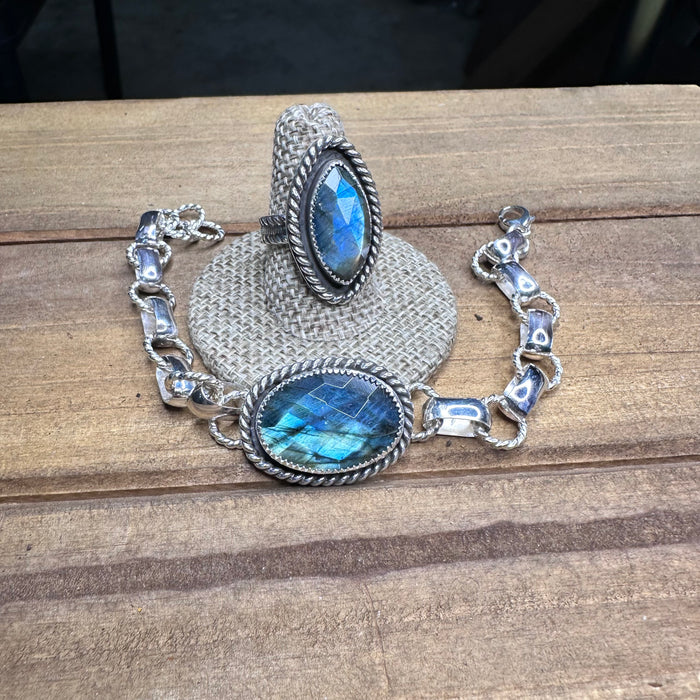 Labradorite bracelet