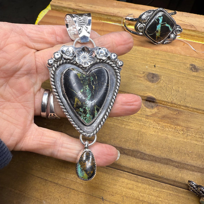 Blackjack heart pendant without chain