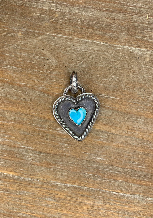 Small turquoise heart pendant without chain