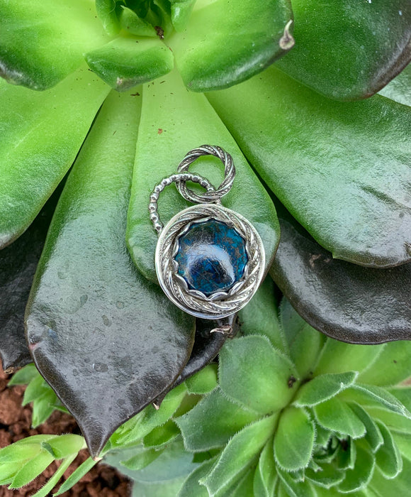 Small azurite pendant with 18 inch chain