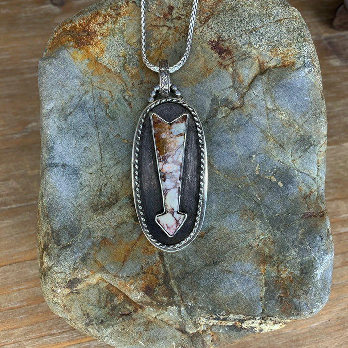 Wild horse arrow pendant with chain