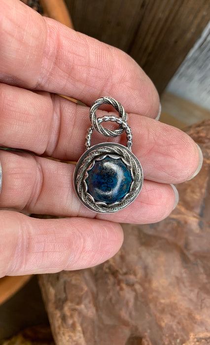 Small azurite pendant with 18 inch chain