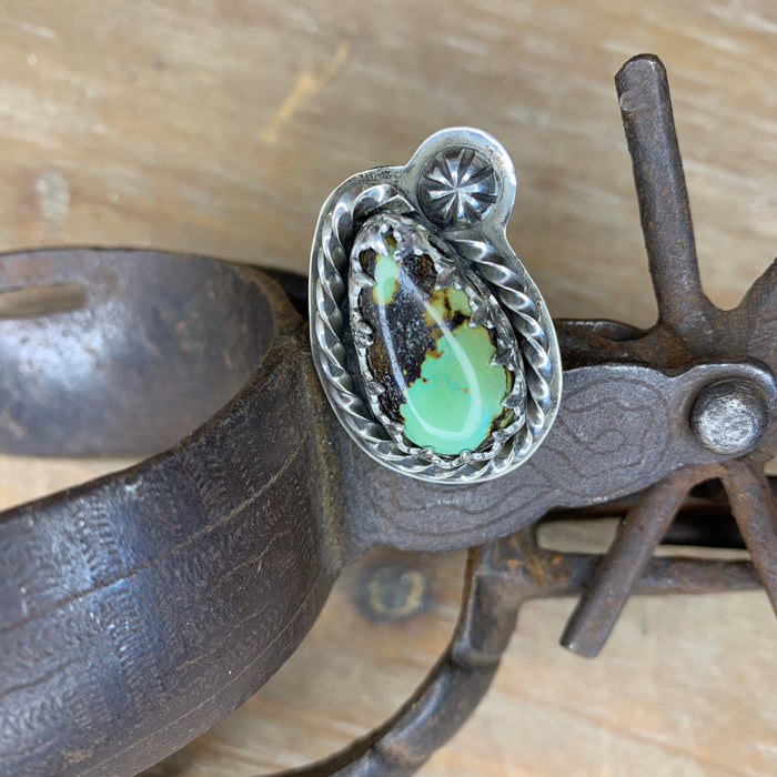 High dome Hubei turquoise ring