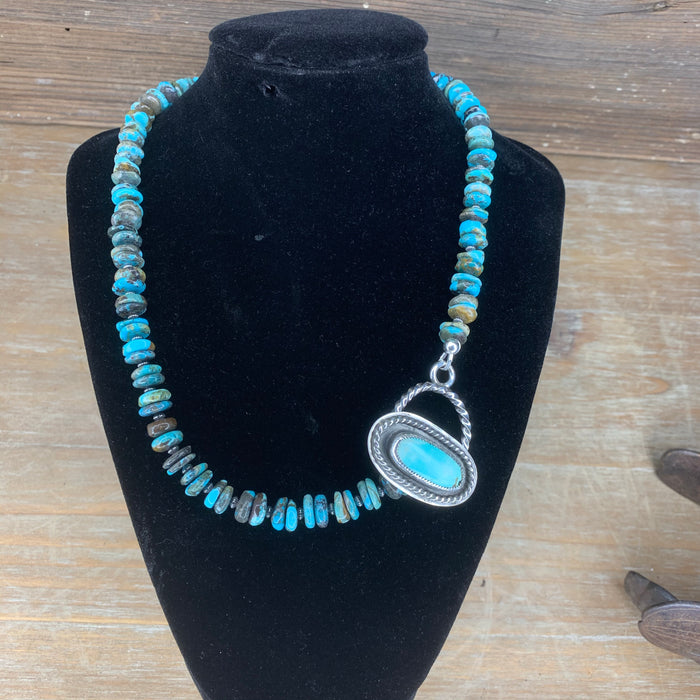 Front closing turquoise necklace