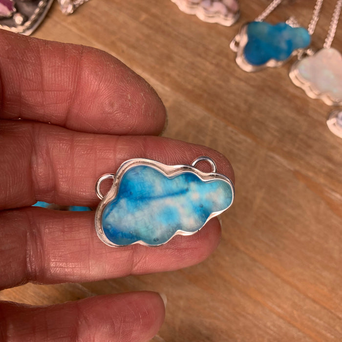 Cloud pendant